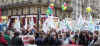 manif081202-04.jpg (50978 octets)